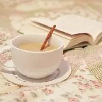 茶杯与书头像图片大全_微信头像图片大全