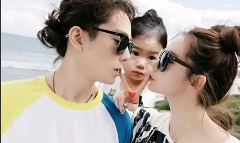 曝戚薇承认双性恋!前女友对其念念不忘,用她名字为亲生女儿取名