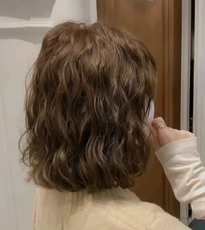 浪漫蓬松优雅的韩式烫发ii造型烫搭配发根蓬 - 抖音