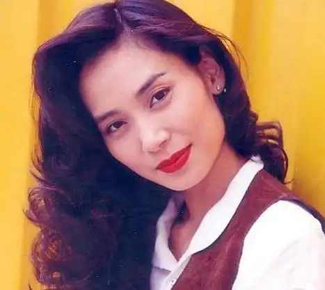 14岁负债累累,19岁的时候就身家上亿,如今自己却只能坐轮椅!