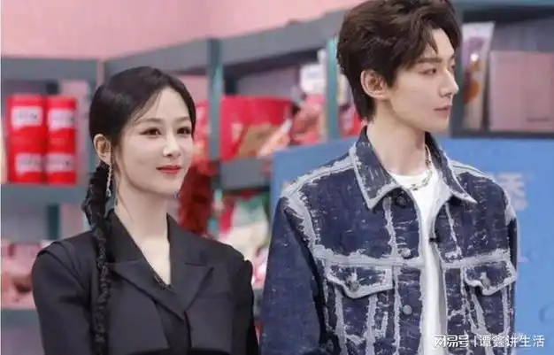 杨紫带热播剧长相思剧组做客你好星期六