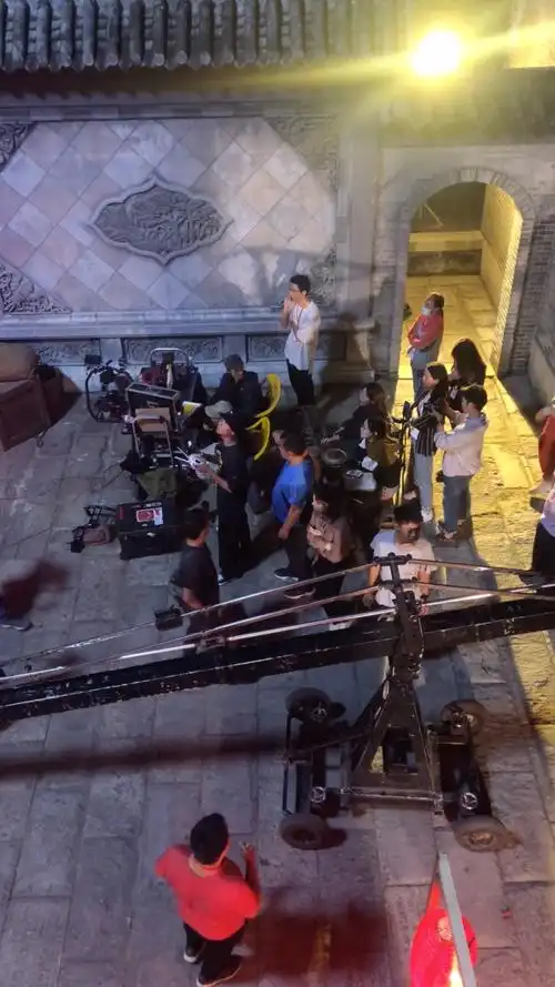 剧组工作人员的工作花絮