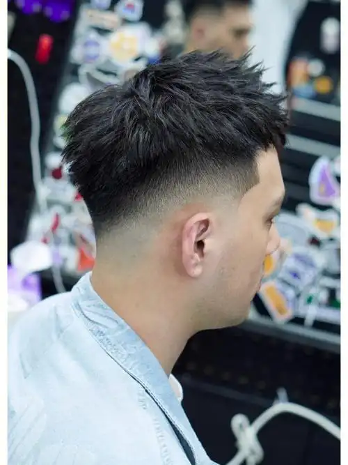 体育生的烫发推荐摩根烫