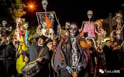 到了美国才知道原来地道的万圣节是这样过