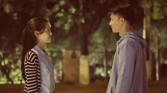 拥抱星星的月亮资料页_娱乐资料库_新浪娱乐_新浪网