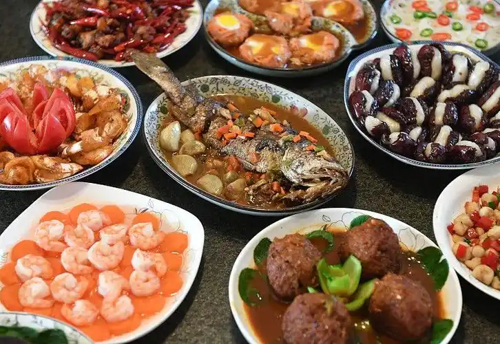 寓意花开富贵,在年夜饭的餐桌上,一道寓意吉祥,还要吃出好彩头-小虾米