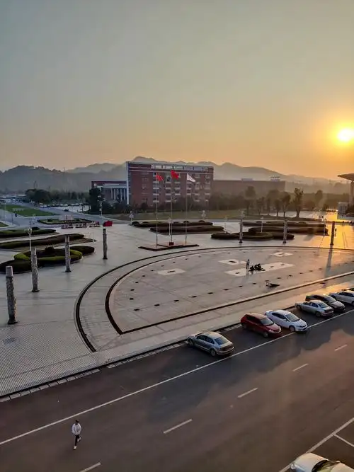 拍拍我的学校宜春学院