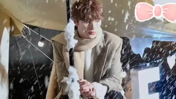 丁程鑫雪中金丝眼镜造型##丁程鑫雪中氛围感