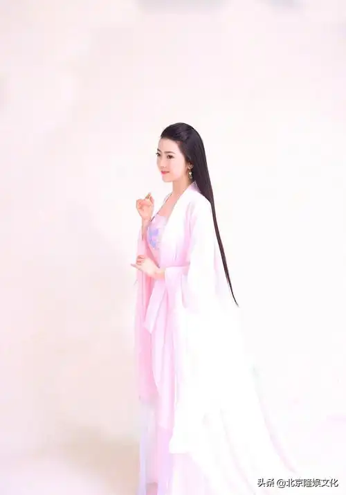温情女神任妙音新歌假如你从梦中走出来真挚温暖而又梦幻