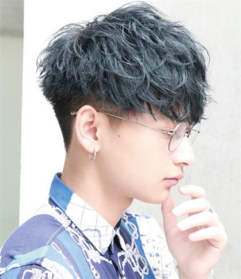 日系空气烫纹理烫 细软少发量发质烫发_男生烫发 - 美发站