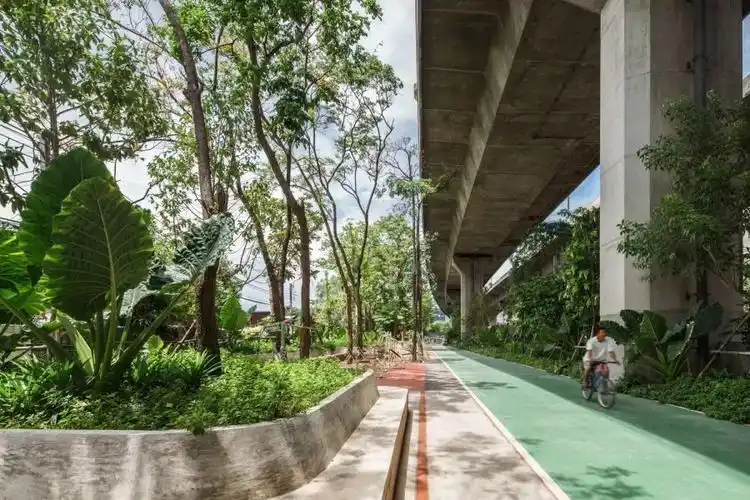 设计| 天桥下通过性空间