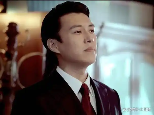 年轻时其貌不扬上了年纪却帅到掉渣靳东为啥越老越有味道