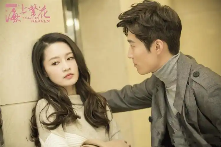 而如今也有不少当红演员的压播剧,比如李沁,任嘉伦等演员的都有压播剧