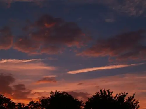 唯美的云和霞(一)- 随机篇 写美篇霞光四射 霞是日出和日落时天空中