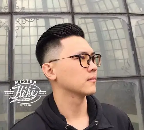 中国男生剪复古油头发型原来可以这么帅