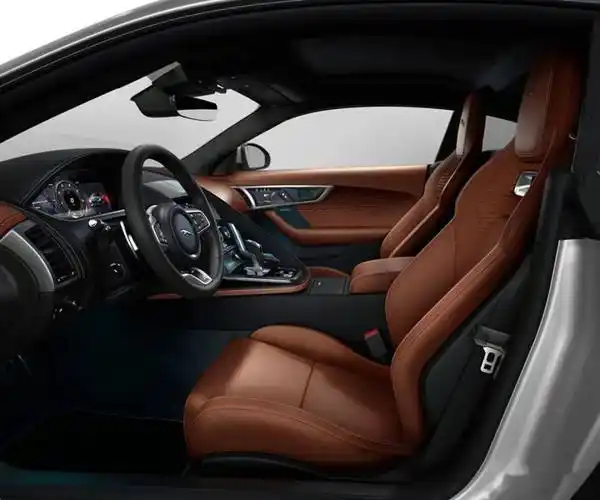 透过集中精力进一步完善传统的英国捷豹工艺,并添加谨慎,精美的细节