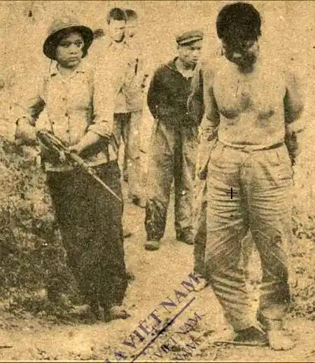 中越战争越南宣传照:女民兵"俘获"解放军 - 田戈v田跃的日志 - 网易