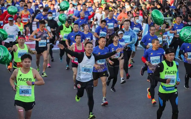 从没有比赛到一签难求跑友今年的等待是场马拉松