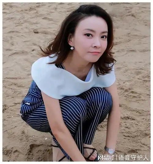 她曾扮演孙红雷的情妇与张嘉译是戏里夫妻最后却嫁给了圈外人