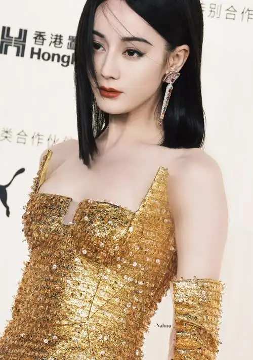 迪丽热巴花儿与少年