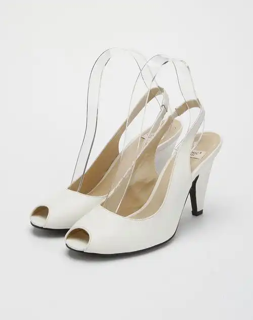 女款白色鱼嘴时尚高跟凉鞋