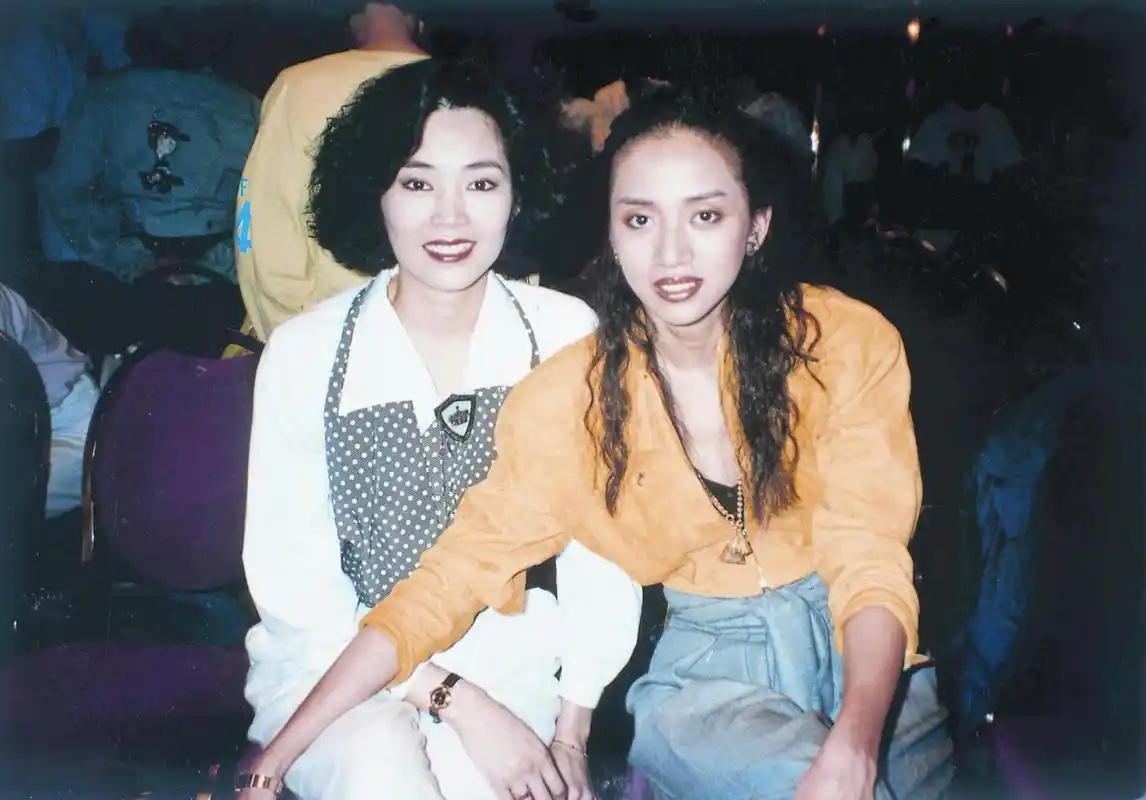 28岁姨甥现身:妈咪,姨姨,我永远以你们为荣_梅艳芳_生活_潘文皓