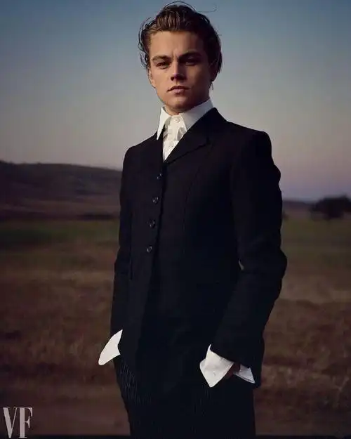 小李子#莱昂纳多·迪卡普里奥#46岁生日,《名利场》曝光1998年1月小