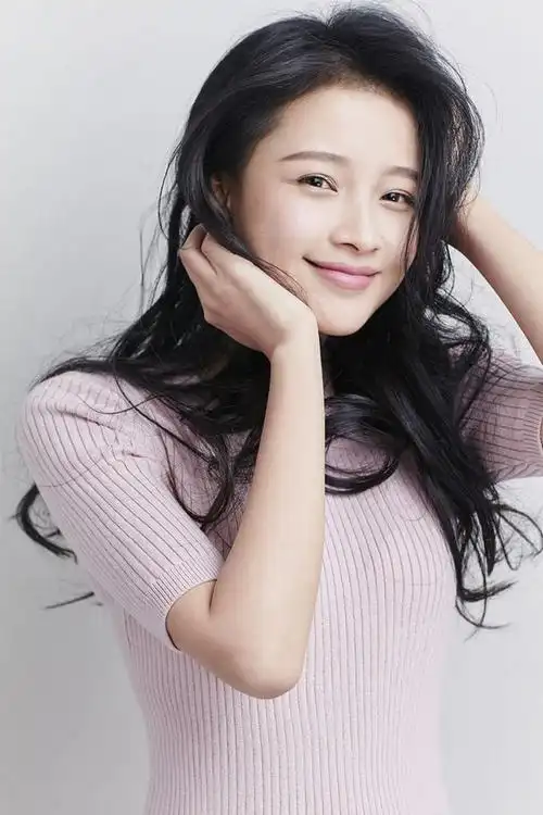 孙怡30岁性感妩媚完美身材引人瞩目