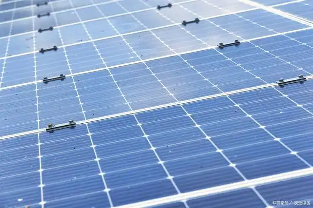 科学家生产出了高效,创纪录电压的全钙钛矿型串联太阳能电池