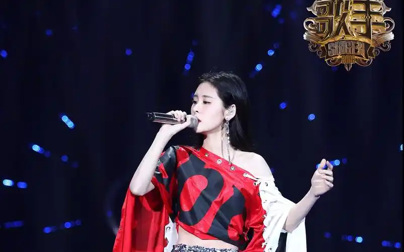 歌手张碧晨我变了我没变