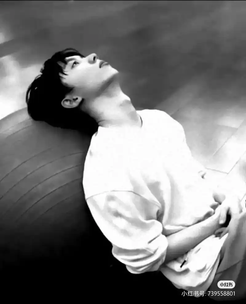 马嘉祺 #喉结 #侧颜杀 小马杀疯我00 - 抖音