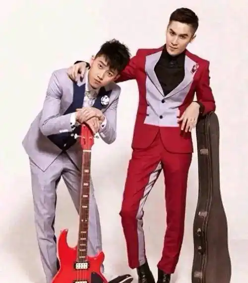 2013年快乐男声的范世錡帅气迷人十足,大家还记得吗?