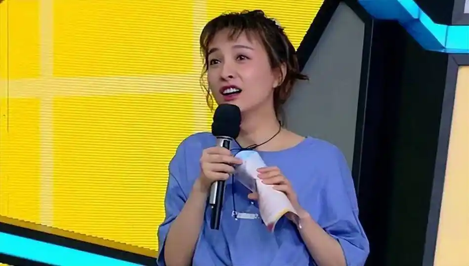 吴昕说的"常规节目"是快乐大本营吧?