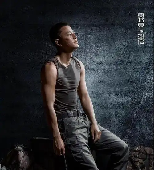 反正小编是觉得,贾乃亮这颜值配上这肌肉,真的没话说.