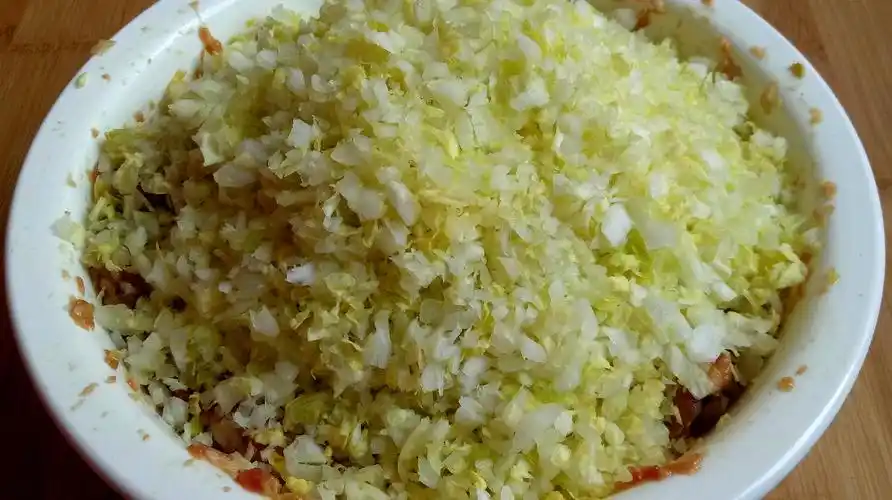 白菜馅饺子怎么拌馅