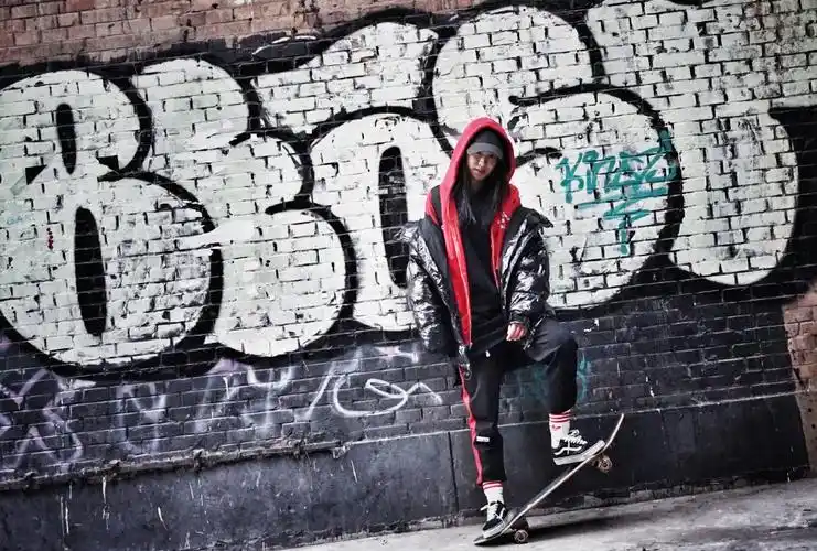屈菁菁嘻哈风酷炫写真图片36
