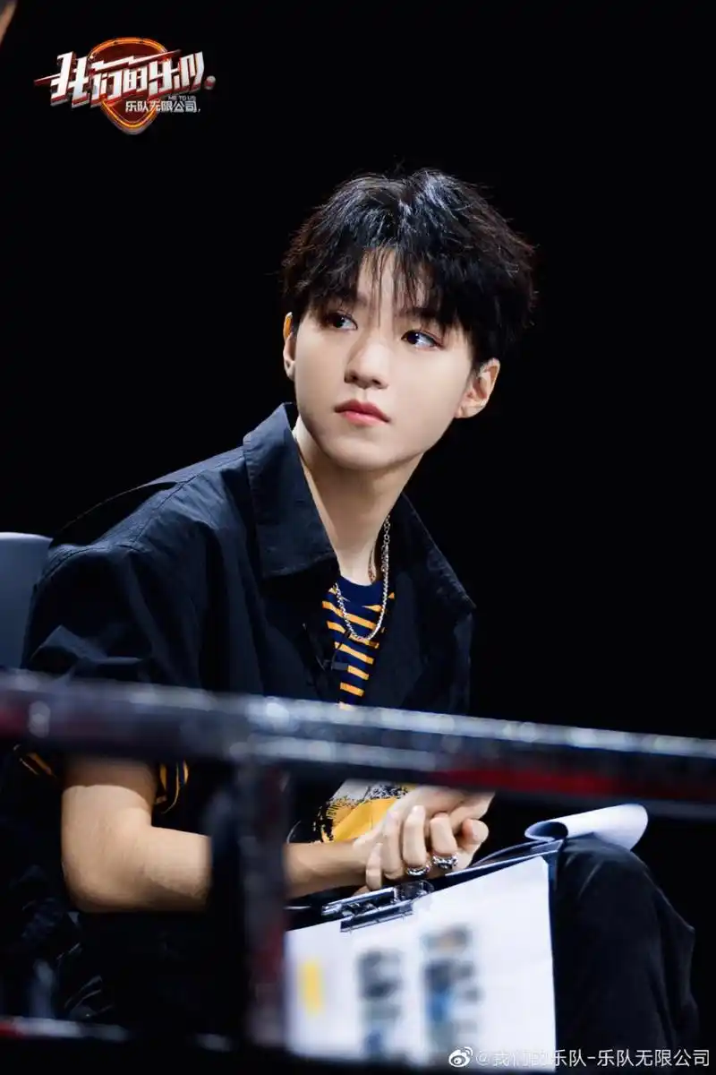 王俊凯我们的乐队# 王俊凯《我们的乐队》高清剧照来袭!