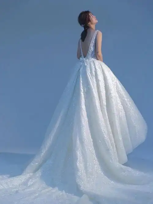 一个人能拍婚纱照吗