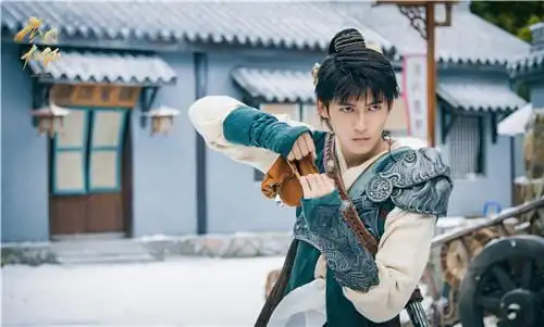 《新神雕侠侣》佟梦实"杨过"曝独臂大侠造型,凌空一跃便上马背