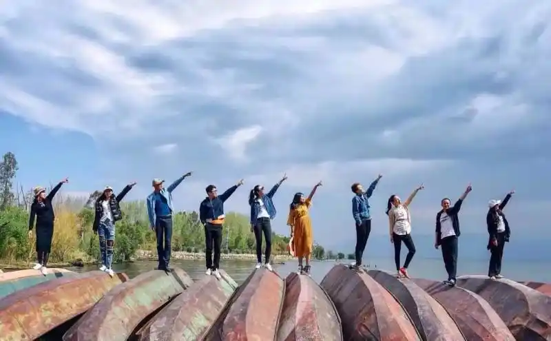 一个人的旅行,一群人的故事,吉普车结伴环湖洱海,感谢相遇