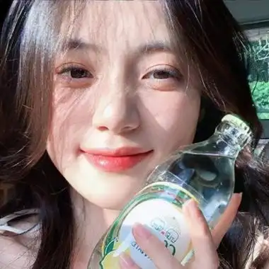 乖巧可爱的甜美女生头像