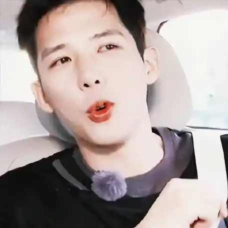 用寸头证明颜值王安宇|寸头男@王安宇buss花儿与少年丝路季超话-在说