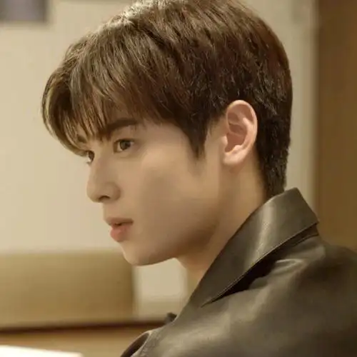 精选车银优/优质头像