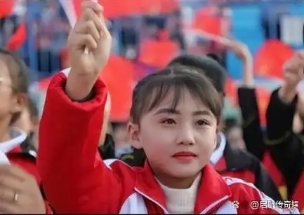 7岁女孩因一张笑脸爆红,父母却拒绝了百万签约,两年后已成这样