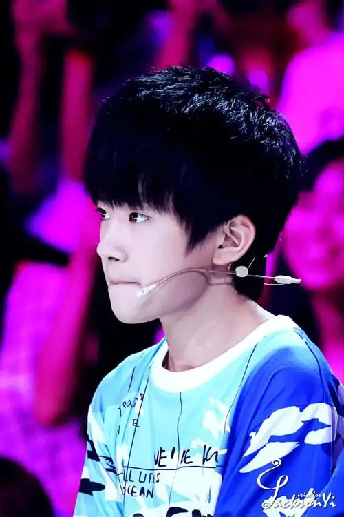 易烊千玺你真好看