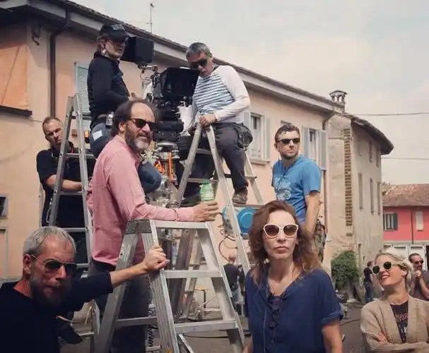 卢卡·圭达尼诺在片场