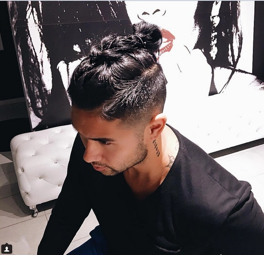 sorryladies现在编麻花辫是男人的事儿了