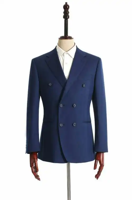 天蓝色暗纹双排两扣西服,青春,时尚更显气宇轩昂