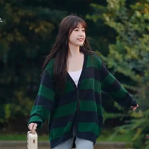 两个人的小森林虞书欣同款 虞美人两个人的小森林虞书欣同款衣服秋装