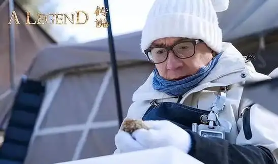 成龙,周星驰或将第12次碰上,2024春节档电影,谁能笑到最后?